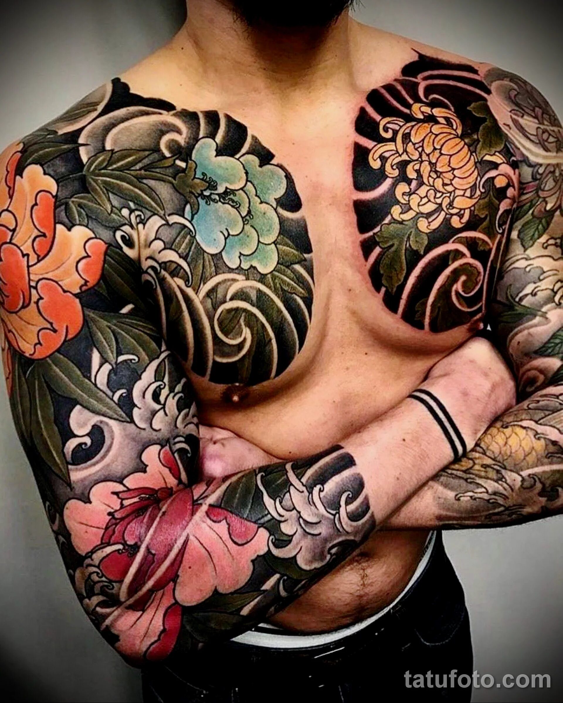 Тату в стиле якудза рукав. Японский ориентал тату. Японские тату на спине. Ирэдзуми полурукав. Рукава в стиле япония якудза.