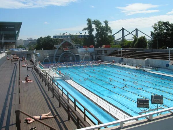 бассейн чайка 1957. чайка, москва, турчанинов переулок. турчанинов 3 стр 1. турчанинов 3 стр 1. турчанинов переулок, 6с2.