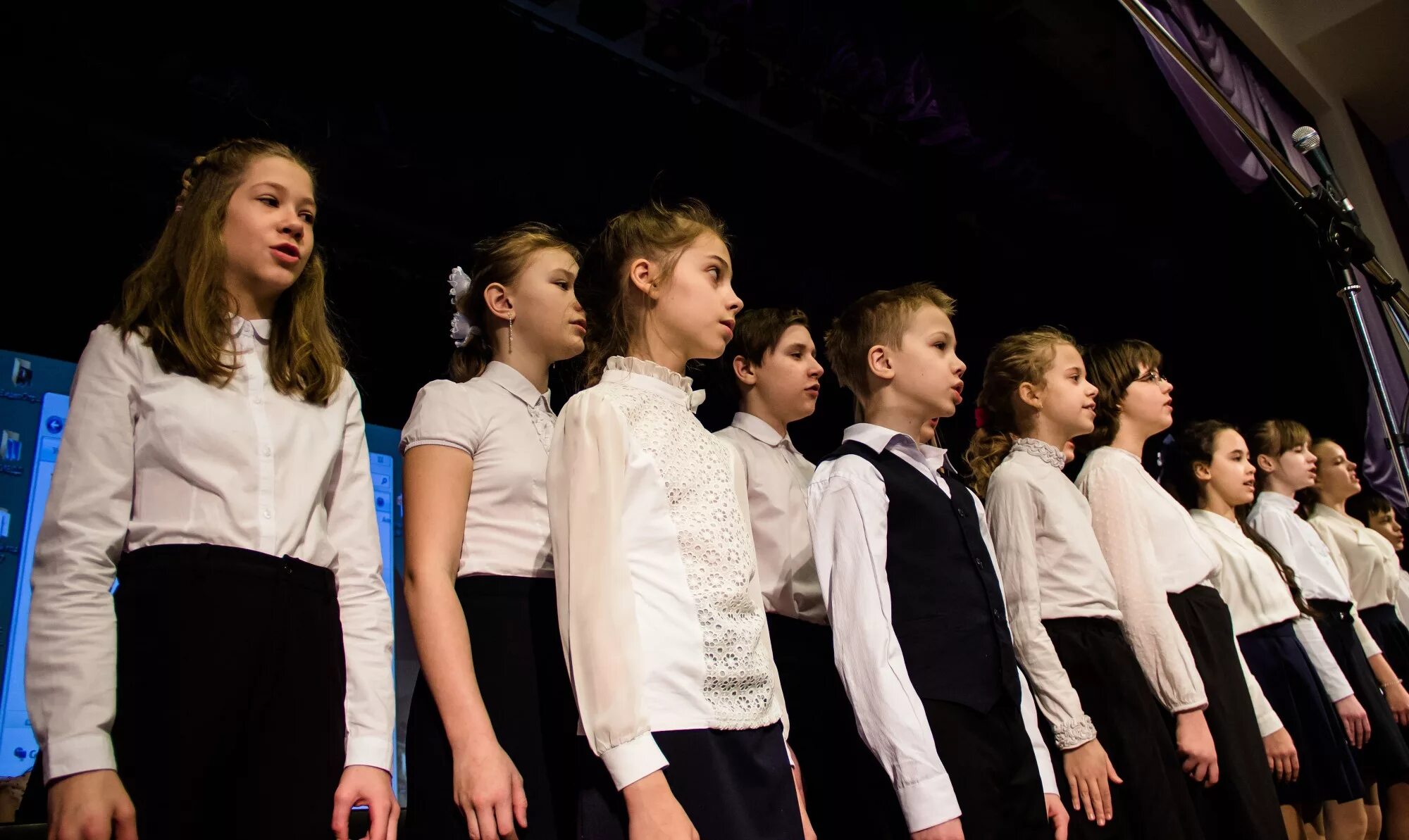 уральская специальная музыкальная школа. форма в гимназии 155 екатеринбург. александра рычкова тимуровское движение. едши 9. название сольного концерта.