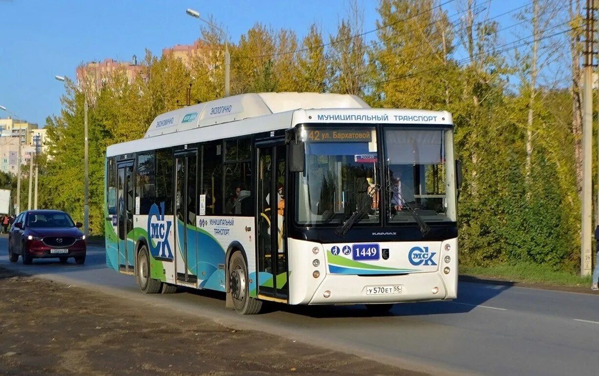 В парке было 78 автобусов