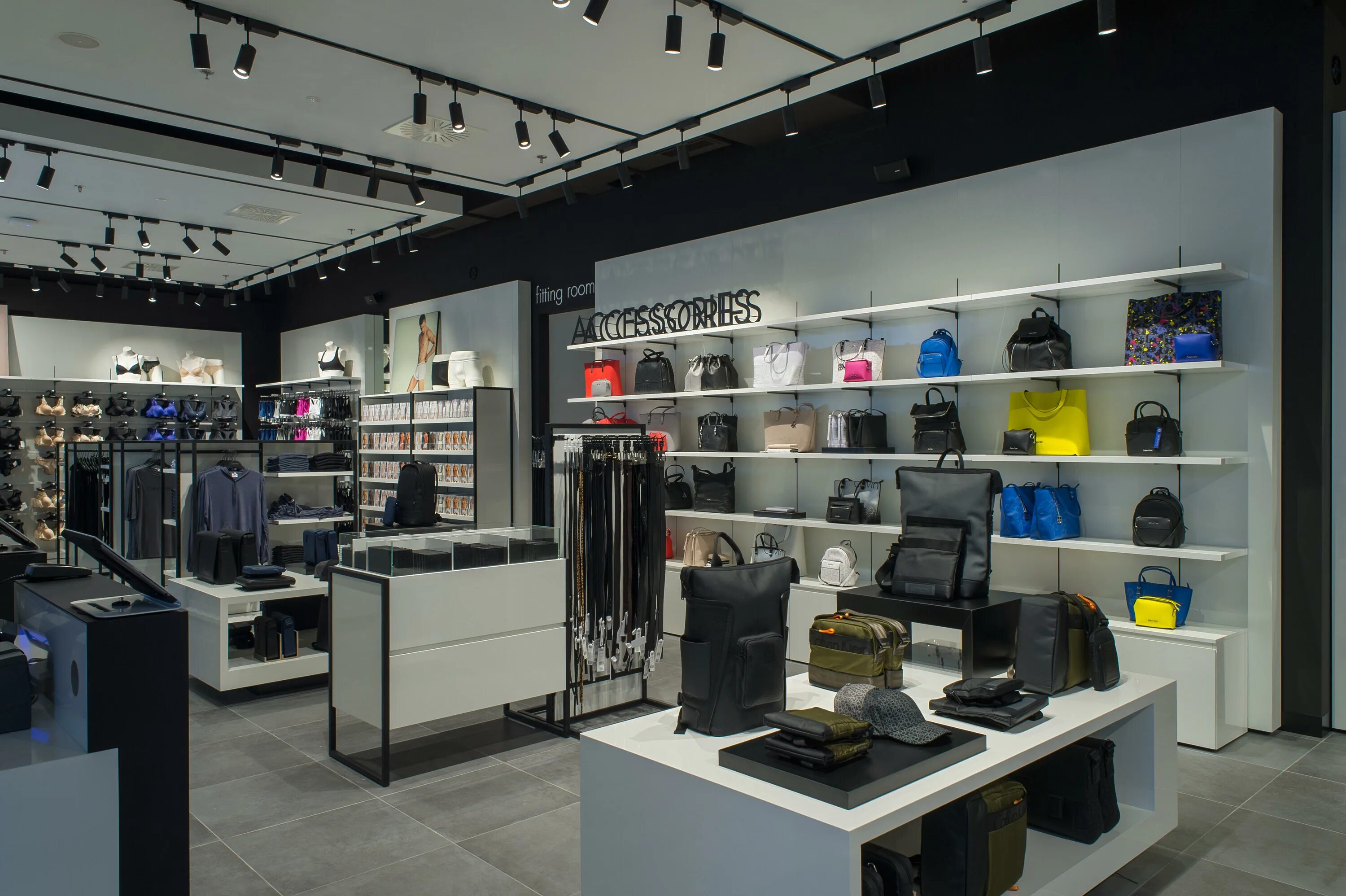 Calvin klein внуково аутлет. Аутлет кельвин кляйн в москве. Кельвин кляйн белая дача. Calvin аутлет. Калина молл кельвин кляйн.