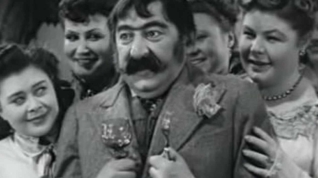 Свадьба с раневской. Свадьба чехов раневская. Свадьба чехов раневская. Свадьба с раневской. Мартинсон раневская.
