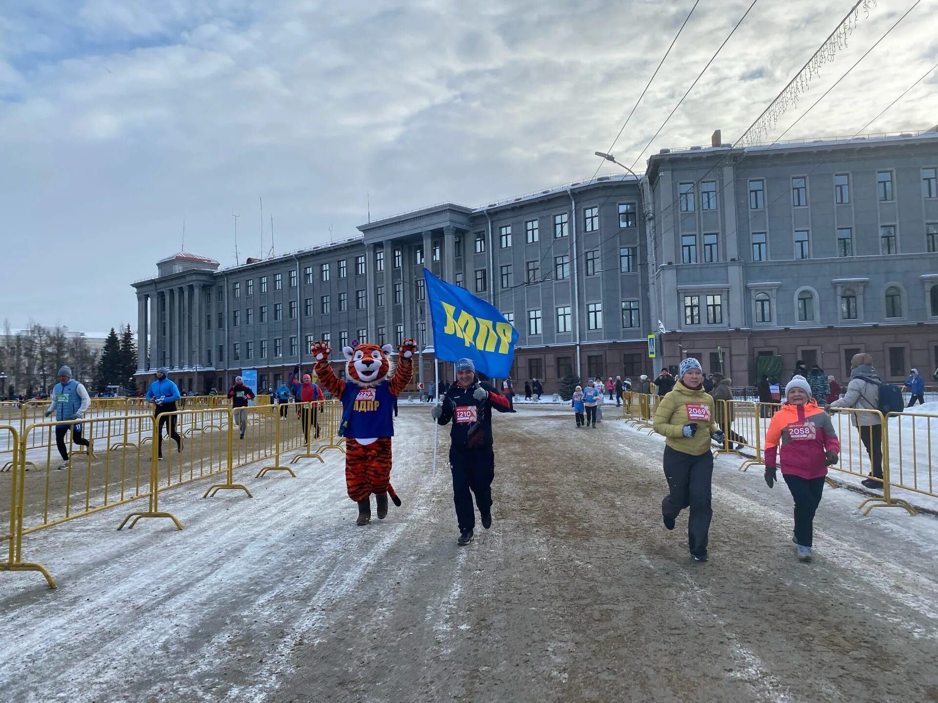 Омские новости. Омск сегодня. Омские новости на сегодня. Вести Омск 2013.