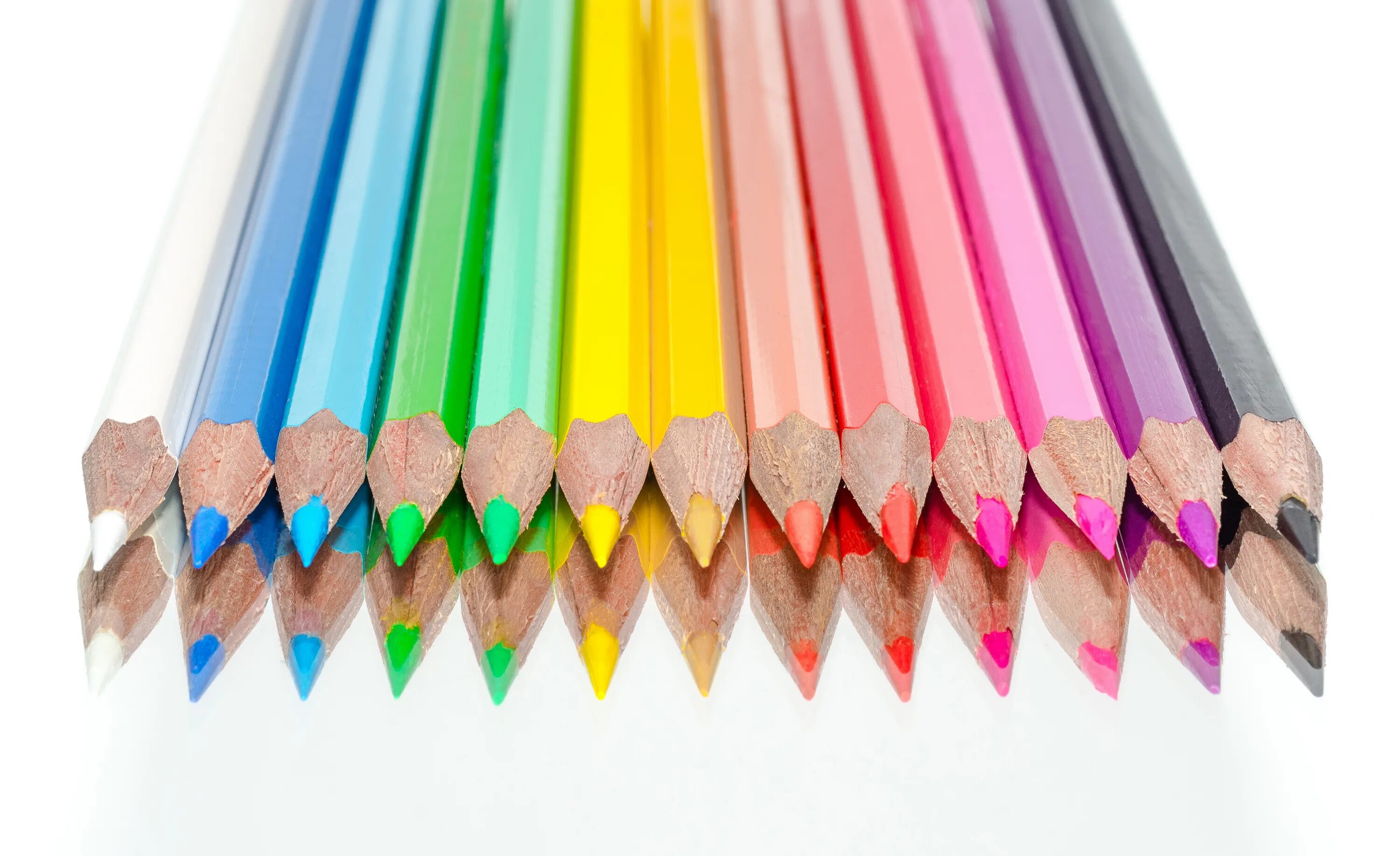Покажи какие карандаши. Карандаши цветные. Необычные цветные карандаши. Простые и цветные карандаши. Цвета карандашей.