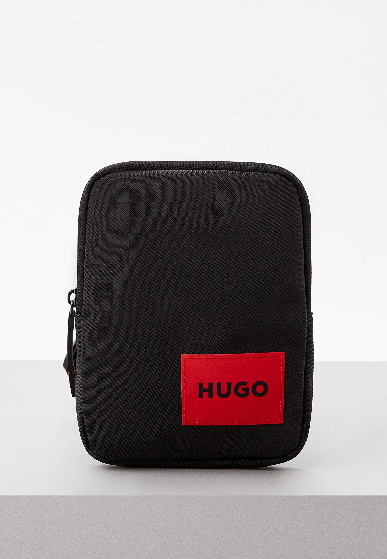 Hugo boss барсетка. Сумка hugo boss мужская. Сумка hugo мужская. Сумка hugo. Мужская кожаная сумка через плечо хьюго босс.
