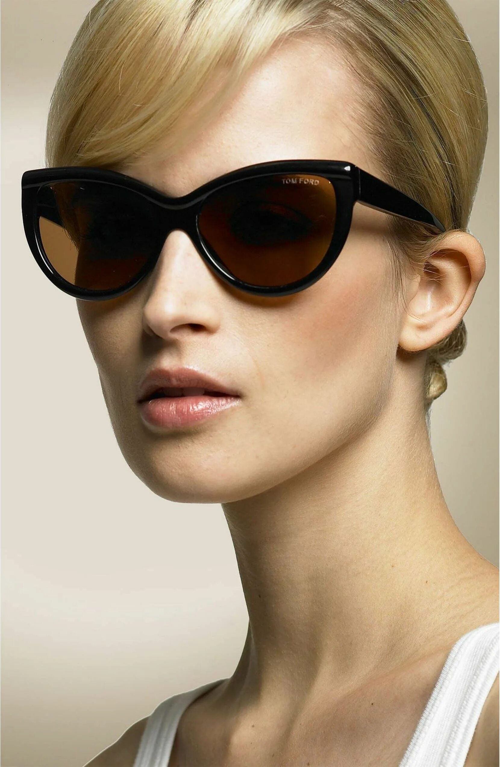 Tom Ford очки солнцезащитные Wayfarer. Tom Ford Sunglasses очки. Оправа Tom Ford Wayfarer. Солнечные очки Tom Ford.