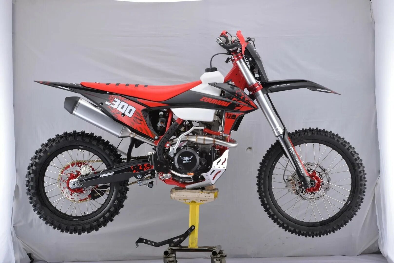 Мотоцикл vento enduro cg 250. Мотоцикл vento enduro 250 эптс. Regulmoto holeshot 300. Гюрза эндуро мб 3 300. Fxmoto k2 cb300f.