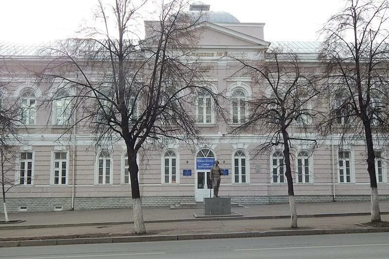 Школа 3 горького