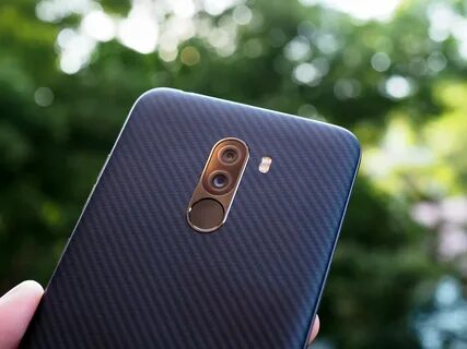 Поко ф6 камера
