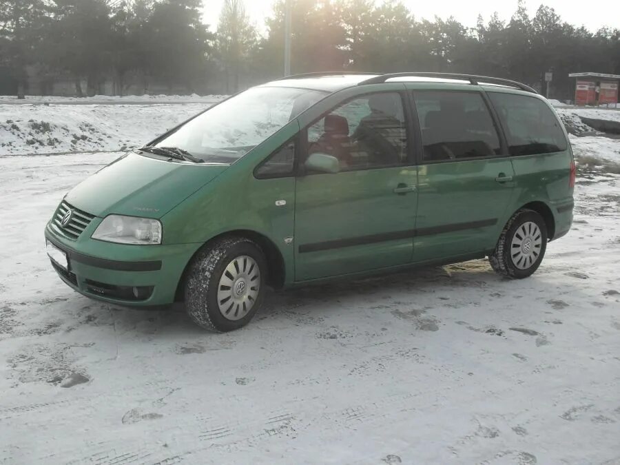 Volkswagen sharan 2001 год. Sharan 2001. WV Sharan 2001. VW Sharan 2001. Машина Шаран 2001 года.