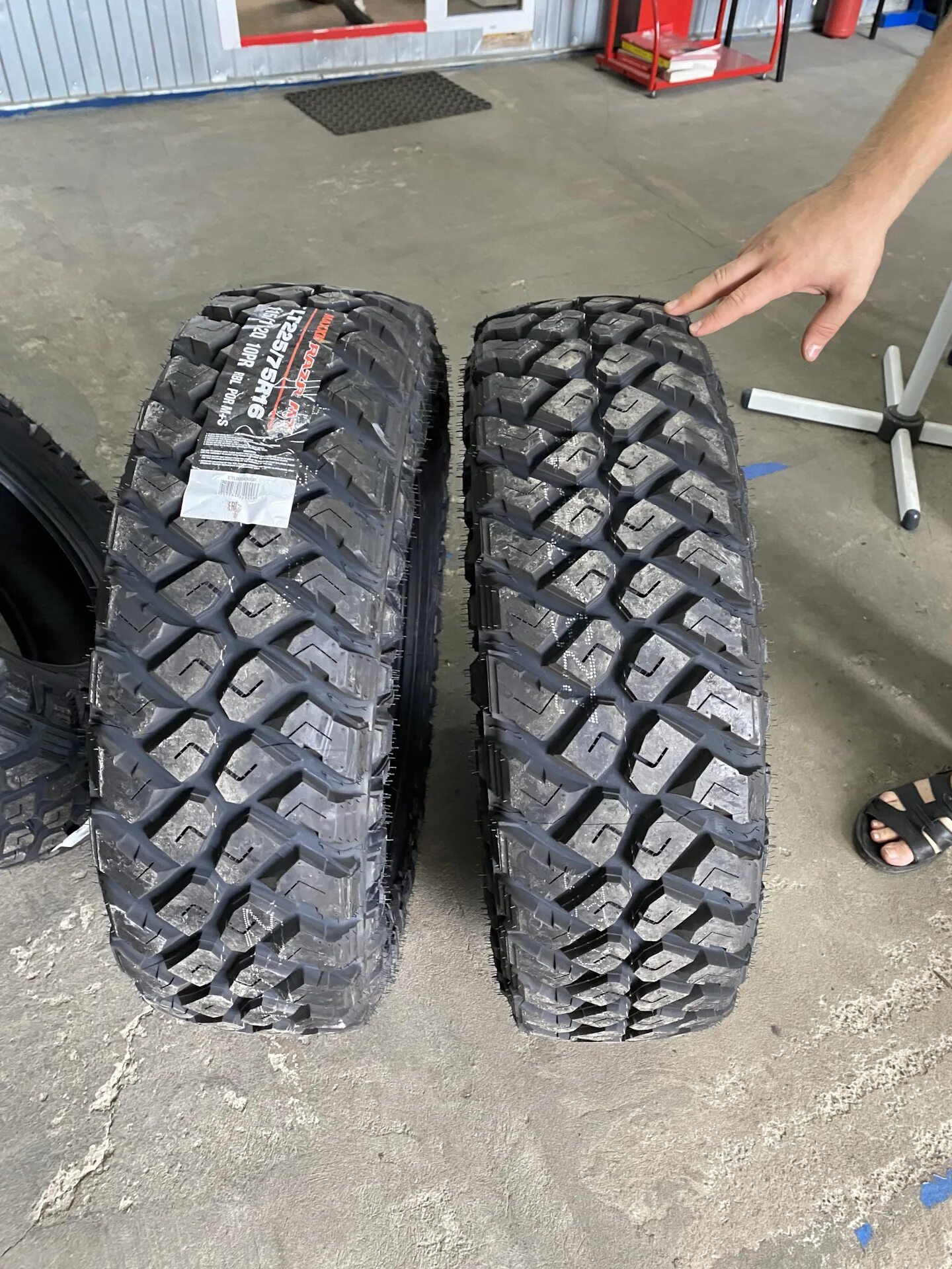 Maxxis MT-772. Максис разр МТ 772. Maxxis RAZR MT. Maxxis MT-772 RAZR MT 33.