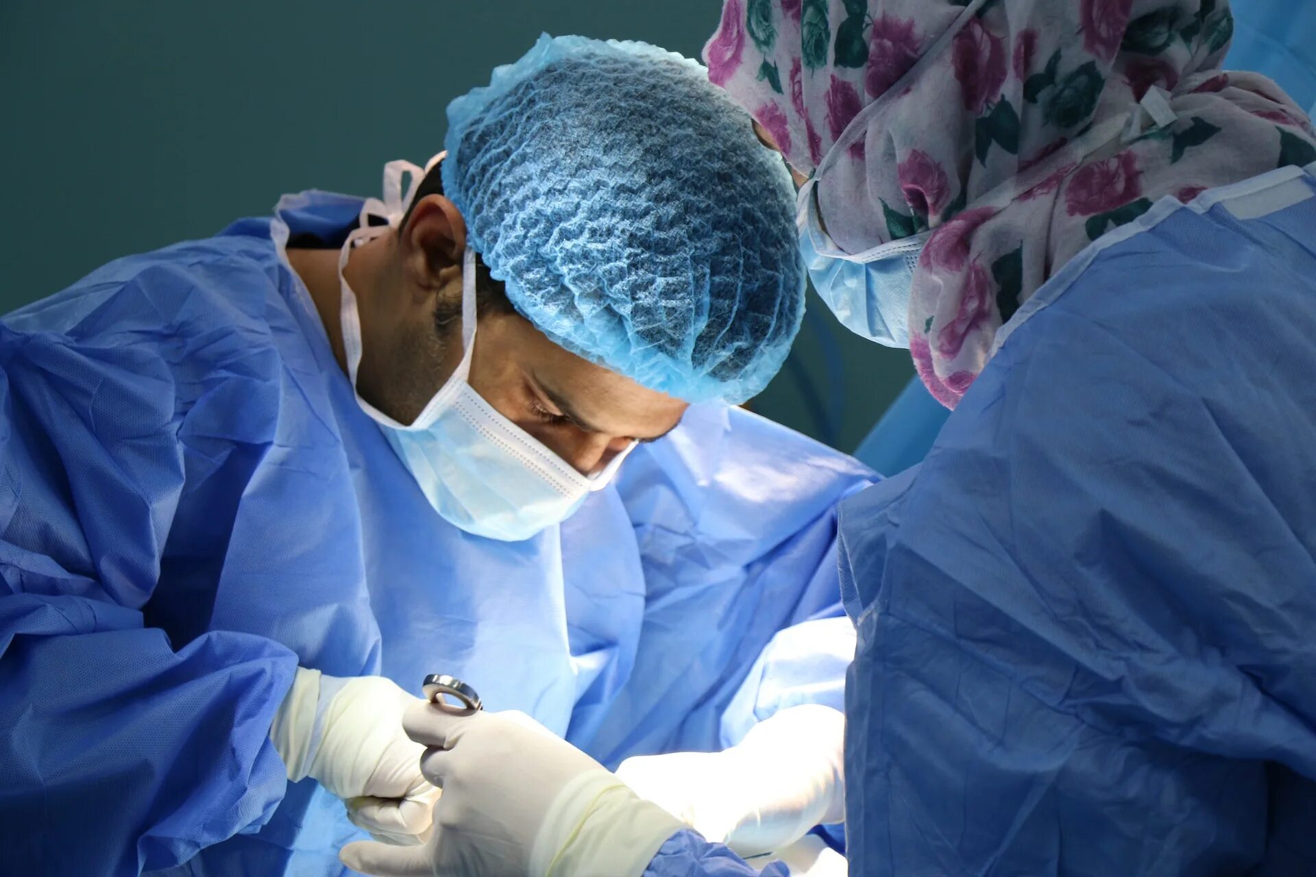 Хирургическая операция. Хирургические операции на сердце. Хирургическая онкология. Удаление опухолей печени