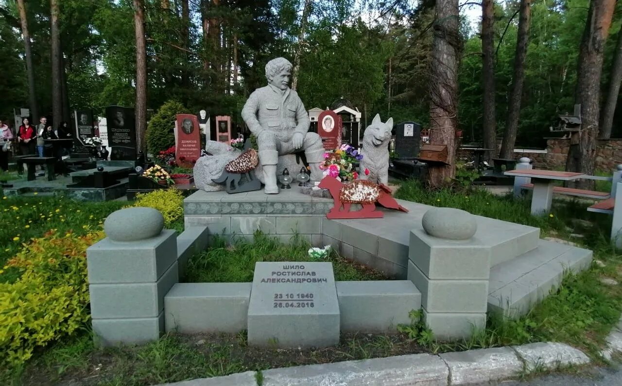Схема заельцовского кладбища. Заельцовское кладбище новосибирск. Дом для могил. Аллея героев заельцовское кладбище новосибирск. Колумбарий заельцовское кладбище.