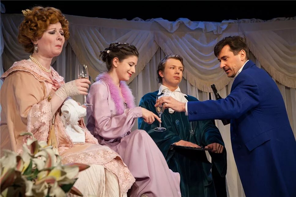 Табаков отзывы. Табаков отзывы. Свадьба белугина спектакль табакерка. Табаков отзывы. Табаков отзывы.