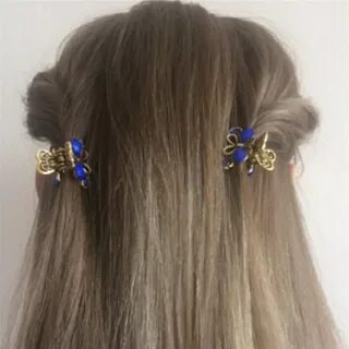 Прическа с двумя крабиками