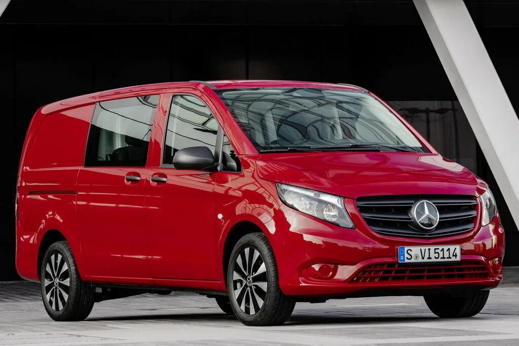 Vito tourer 114 cdi. Mercedes benz vito 2018. Mercedes benz vito tourer 2020. А вито ю. Мерседес бенц вито 639.
