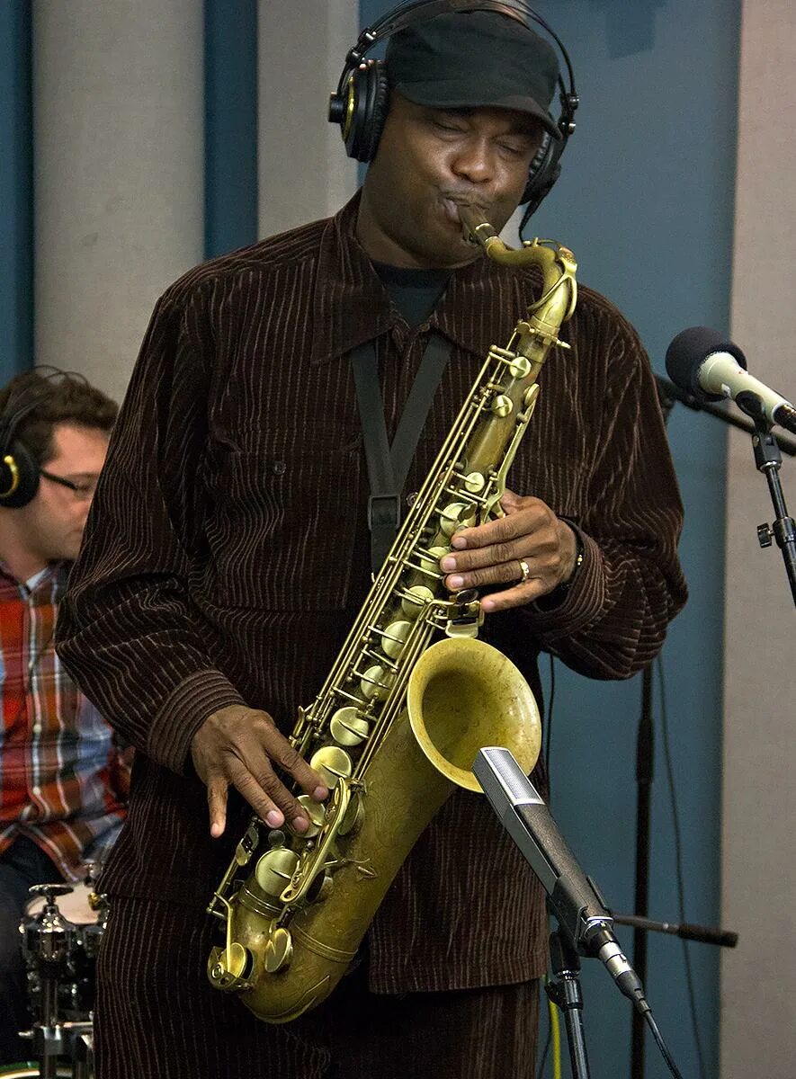 James carter leony. James carter. james carter певец. саксофонисты. итальянский саксофонист.