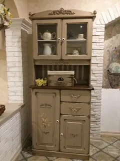 Кухня с буфетом