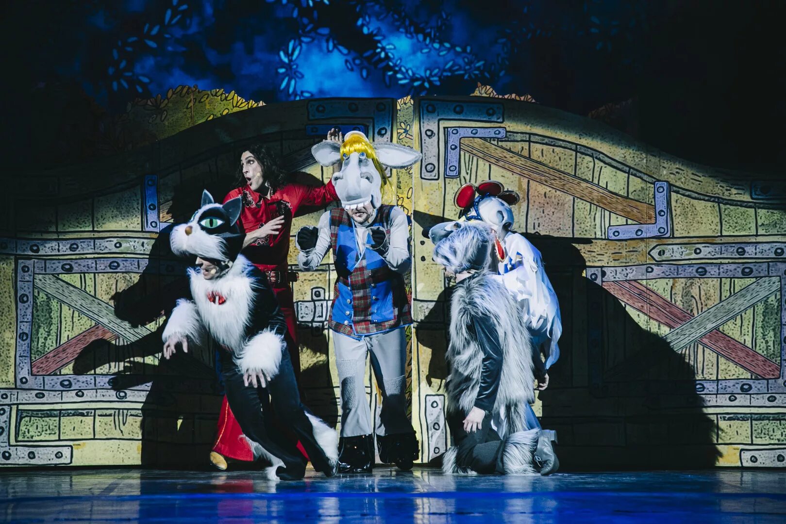 Бременские музыканты спектакль мюзикл холл. Бременские музыканты мюзик холл. Бременские музыканты в кинотеатрах санкт петербурга. Театр мюзик холл бременские музыканты. Бременские музыканты спектакль мюзикл холл.