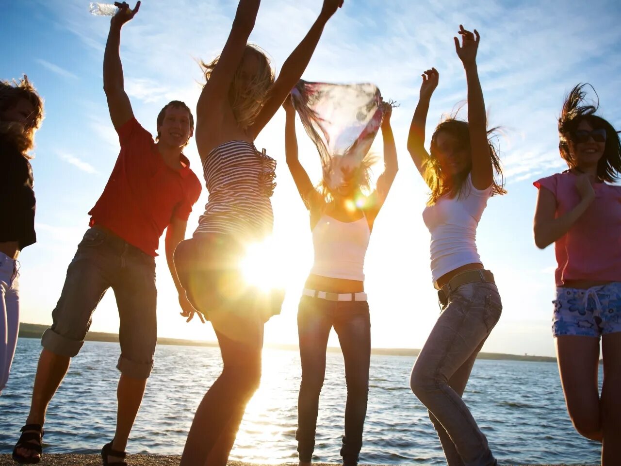 Человек в гамаке. День отдыха земли. День отдыха земли. Защита природы. День отдыха земли.