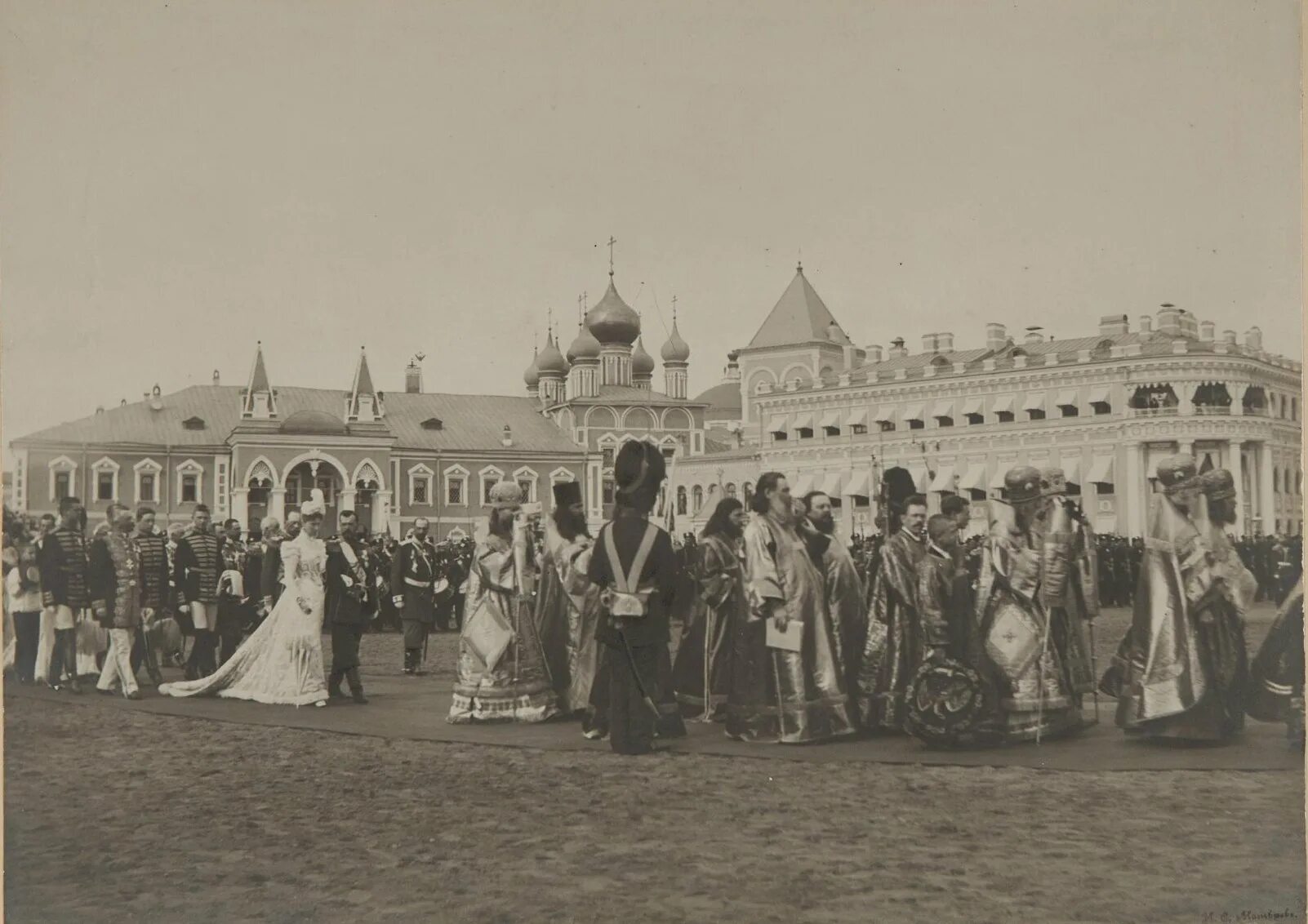 Бал 1896 года в оренбурге. Коронация Николая "2 в Москве в 1896.