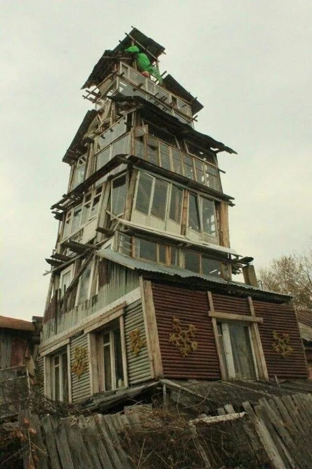 Жить в домах которые не строили