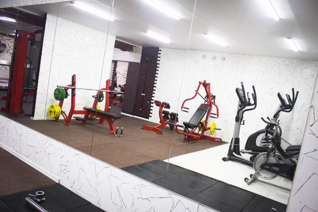 Спортзал волгоград. Спортзал волгоград. В дзержинском. Грифф фитнес волгоград. 365 фитнес волгоград.