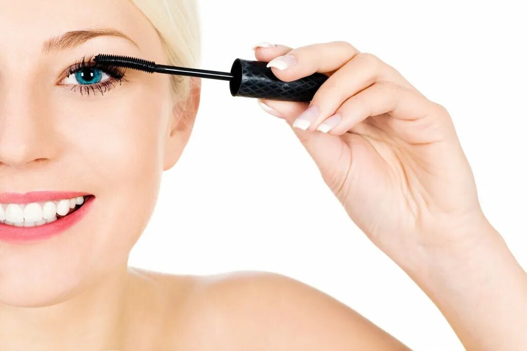 тушь для ресниц. ресницы накрашенные тушью. как можно красить ресницы тушью. как можно красить ресницы тушью. красивые накрашенные ресницы.