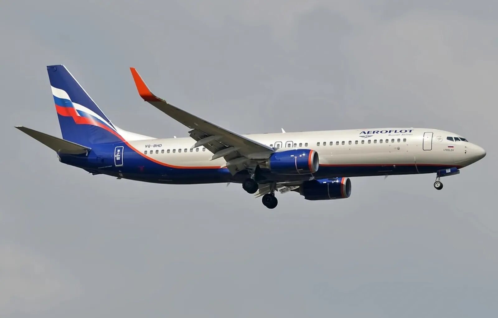 Южно сахалинск бангкок. Боинг 737-800 Аэрофлот. Boeing 737 Аэрофлот. Boeing 737-8lj Россия. Авиакомпания Аэрофлот Боинг 737 800.