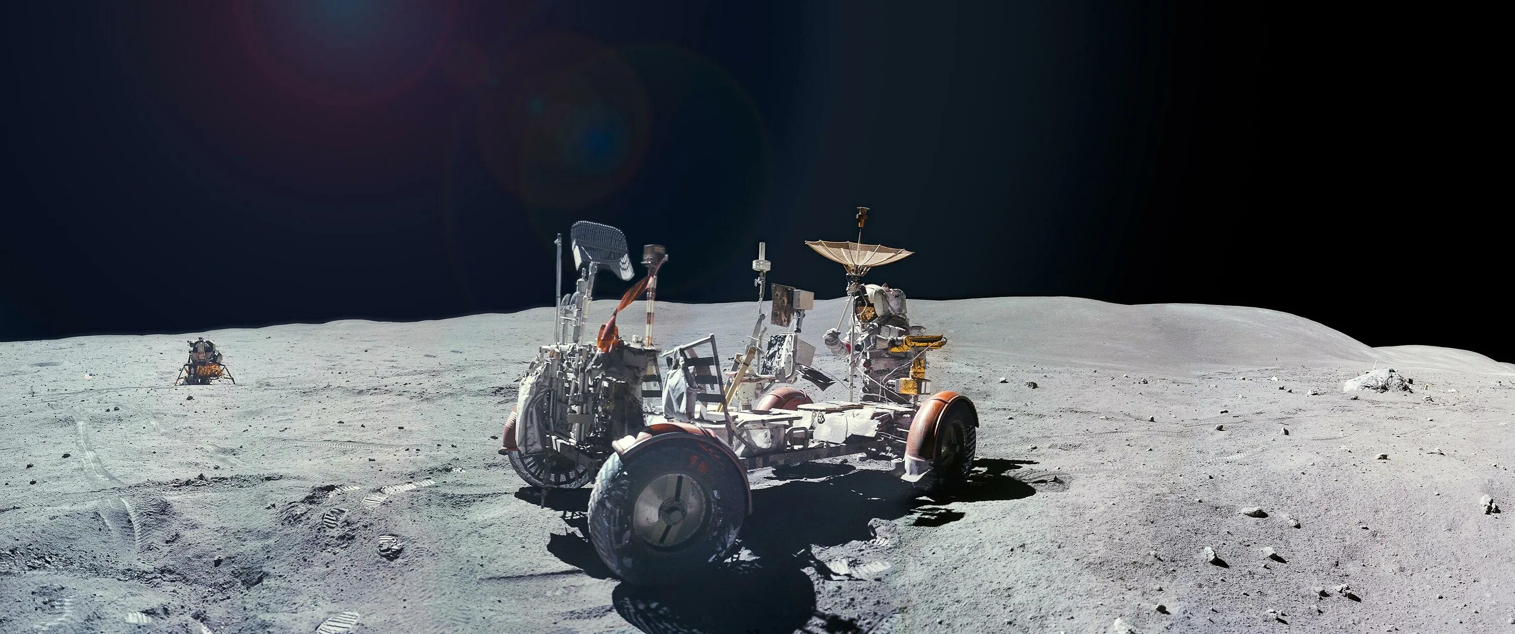 Первая космическая гонка. Аполлон 16 Луноход. Аполлон 16 фото на Луне. Аполлон-16 на старте. Лунный модуль Аполлон 16.