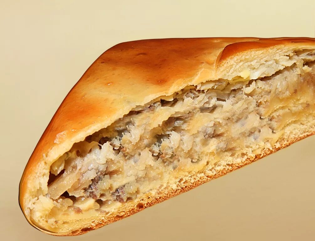 Пирог с судаком. Сытный пирог с рыбой. Рыбный пирог. Пирог с судаком. Михайловские пироги астрахань.