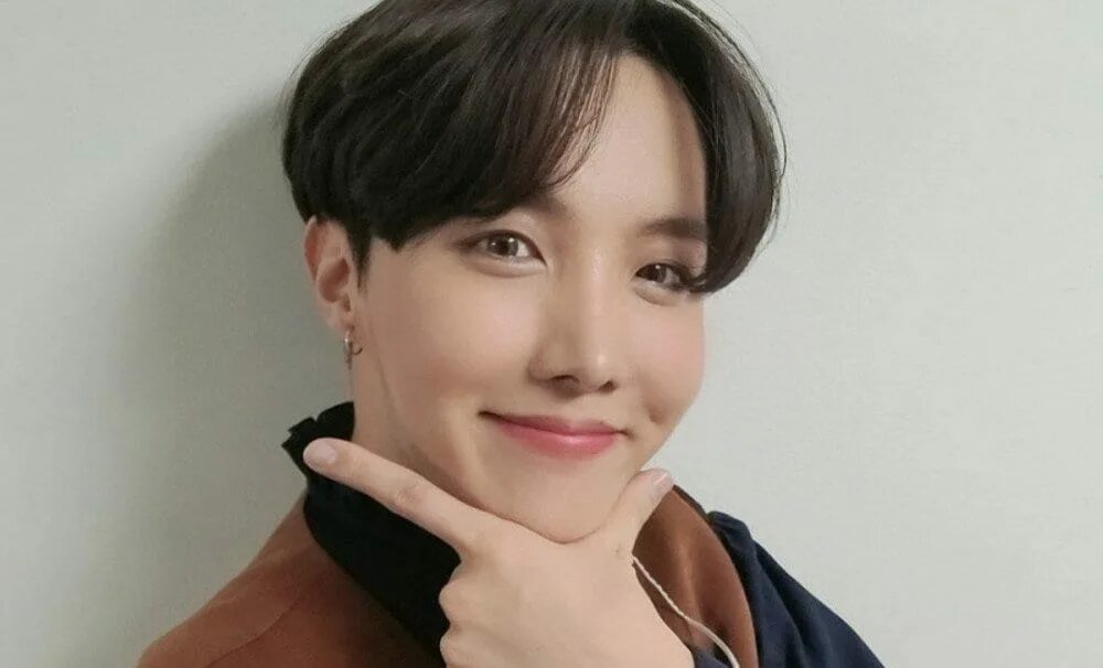 Хосок бтс. Хосок bts. Hope 2021. Джей хоуп 2022. Hope 2021.