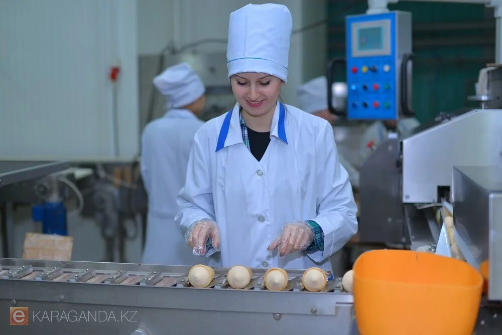 Фасовщицы мороженого. Работа без опыта караганда. Требуется женщины на работу без опыта работы. Вахта в москве. Вахта 15/15.