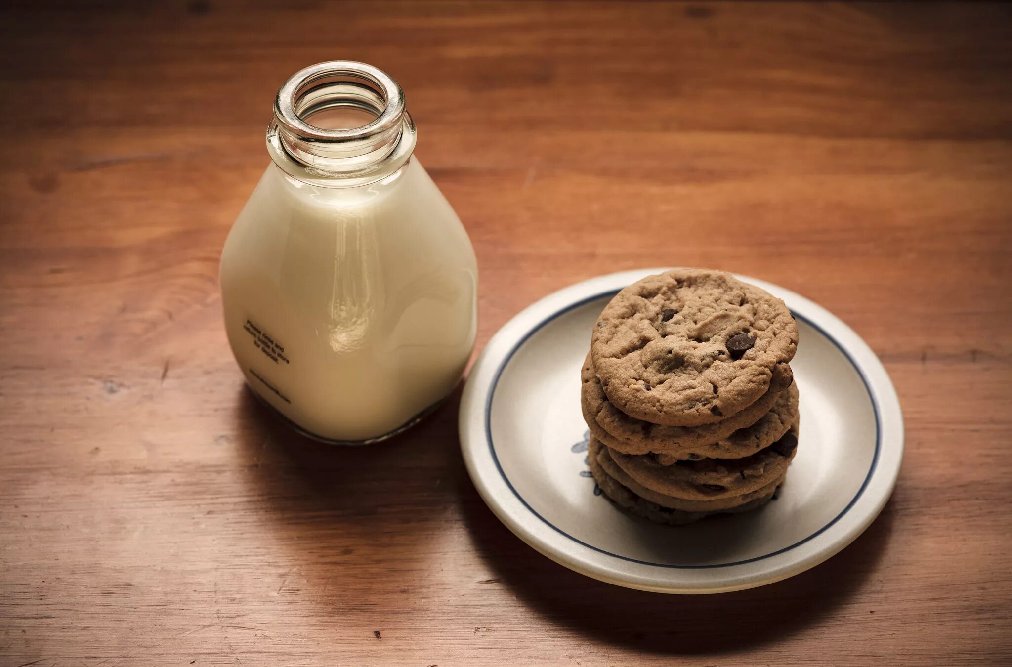 Молоко фуд. Печенье с молоком. Фуд Милк. Печенька молочное. Молоко и печеньки для домового.