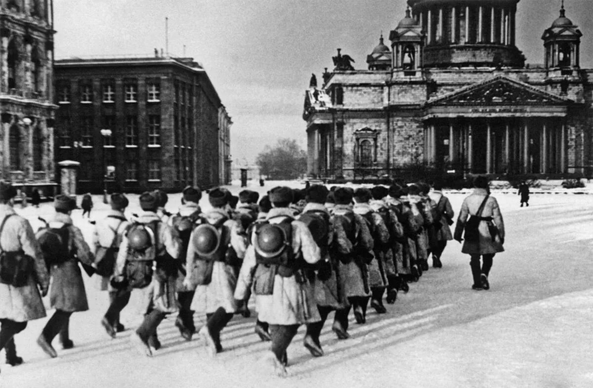 Блокада 1945. Ленинград в годы войны 1941-1945.