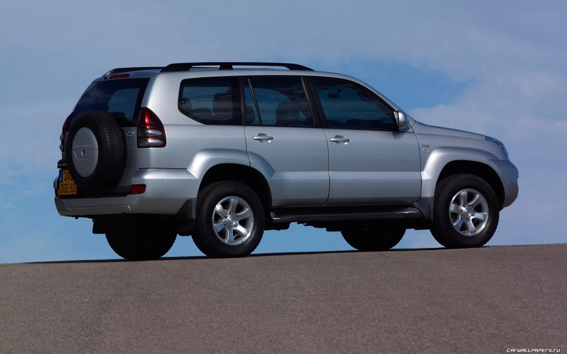 тойота прадо 2002 года