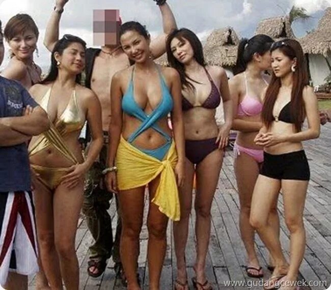 Bali hot