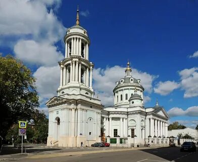 Церкви в стиле классицизм