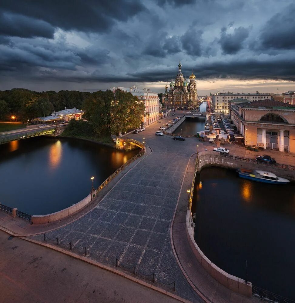 Самый красивый мост петербурга. Малоконюшенный мост Санкт-Петербург. Малый Конюшенный мост в Санкт-Петербурге. Мало-Конюшенный мост в Санкт-Петербурге. Мало Конюшенный мост СПБ.