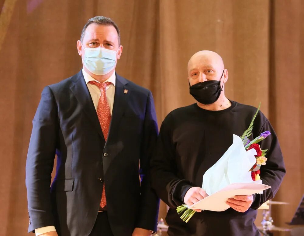 Герои труда нижнего тагила. Окунев иван васильевич нижний тагил. Памятники и обелиски великой отечественной войны в нижнем тагиле. Евгений оскарович патон (1870–1953). Памятник ленину тагил.