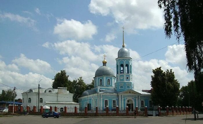 Введенский храм города курска. Введенская церковь курск. Церковь введения во храм пресвятой богородицы. Введенская церковь курск. Храм введенский храм г курск.