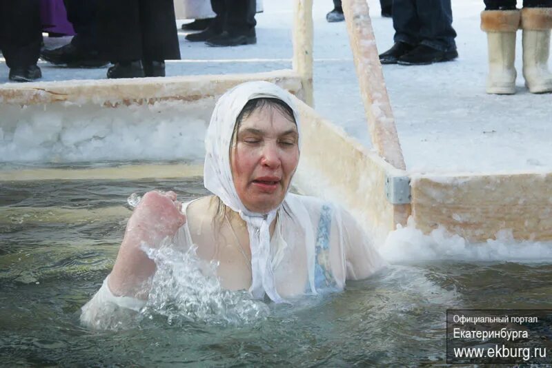Во сколько можно набирать воду на крещение