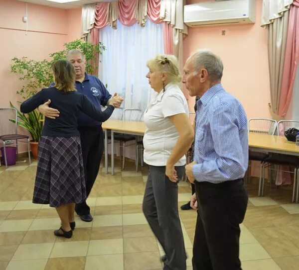 Работа в вао пенсионерам. Цсо войковский московское долголетие. цсо северное медведково московское долголетие. московское долголетие вао. московское долголетие гольяново.