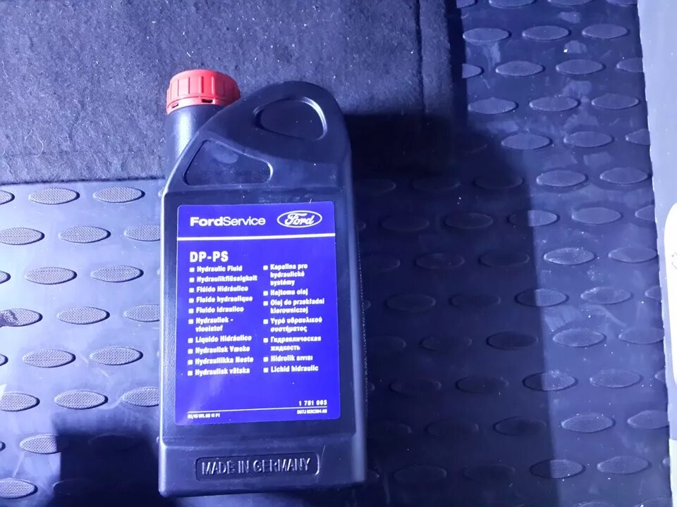 Масло гур форд. Жидкость гидроусилителя Форд фокус 3 1.6. Жидкость гидроусилителя Ford Fusion 2003. Жидкость ГУР фокус 1. Жидкость ГУР Форд фокус 2.