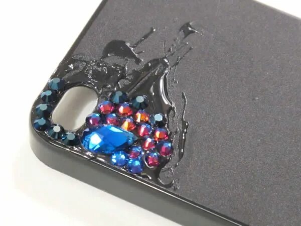Обклеить стразами. Украшение телефона стразами. смартфон со стразами. украшение стразами чехол для телефона. стразы на чехол телефона.