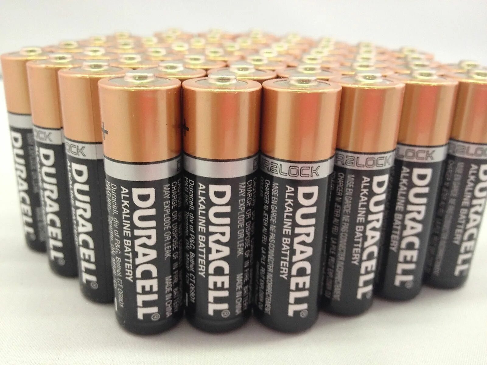 Батарейка duracell aa lr6 mn1500. Батарейка duracell aa (lr06). батарейки аа 1.5 дюрасел. батарейка duracell lr6mn1500. duracell lr6 aa.