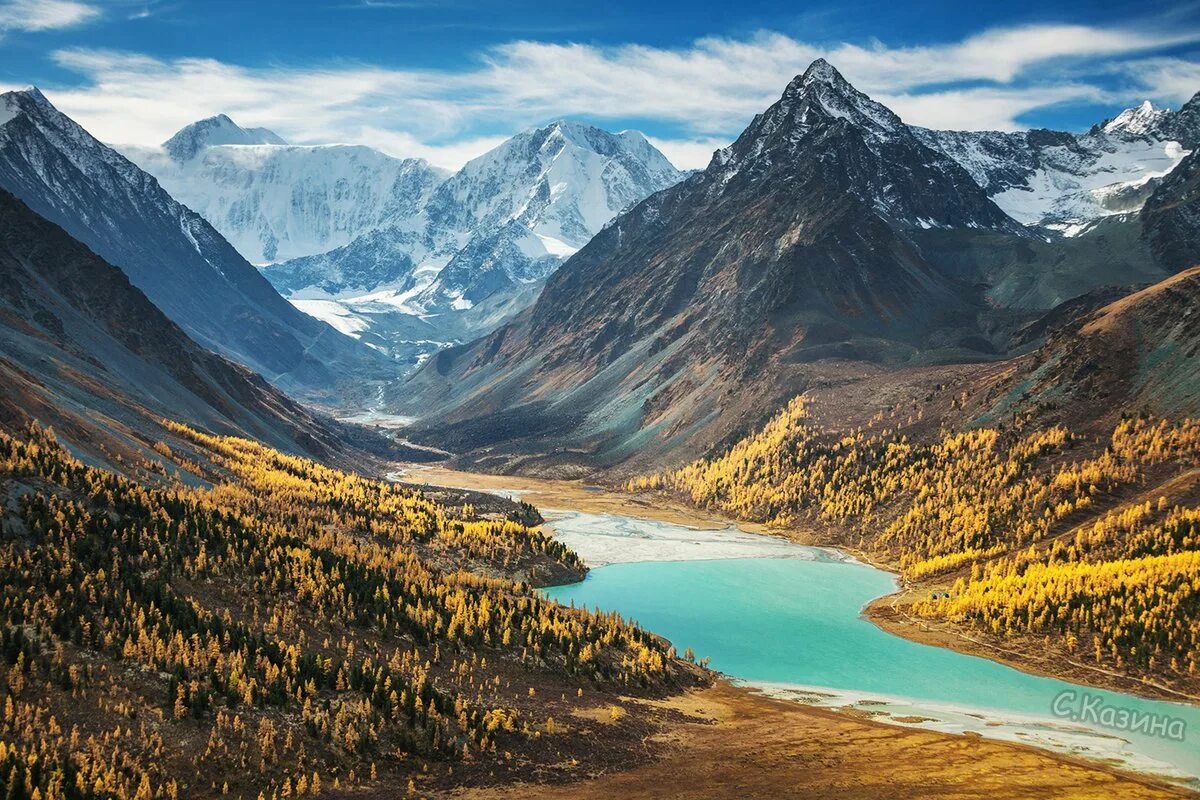 Удивительные горы россии. Гора Белуха, горный Алтай. Аккемское озеро Республика Алтай. Природа горного Алтая Белуха. Золотые горы Алтая Белуха.