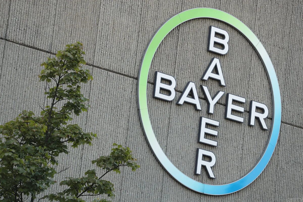 Bayer AG немецкая компания. Bayer фармацевтическая компания. Немецкая фармацевтическая компания Bayer. Bayer AG химические компании Германии.