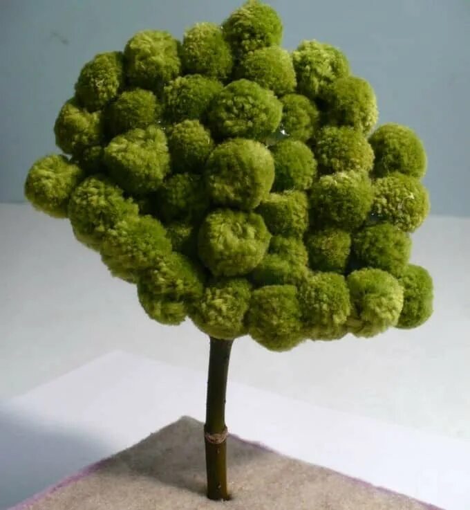 Декоративный топиарий. Топиарий дерево счастья. Дерево из стабилизированного мха. Деревца из мха. Топиарий с яблоками.
