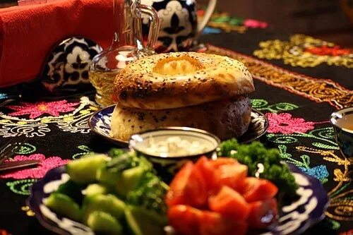 Мой дастархан дзен вкусно и быстро рецепты. Самый красивый дастархан. узбекский стол дастархан. доброе утро по узбекски. уличный дастархан.